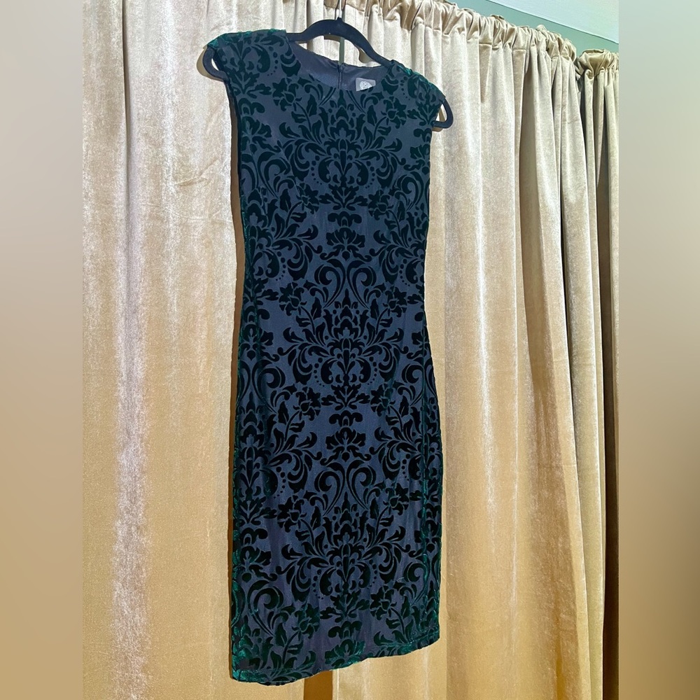 Vince Camuto® Velvet Midi Bodycon Dress
